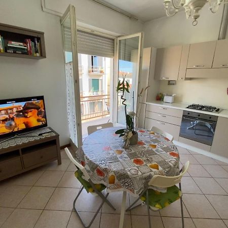 Appartamento nel cuore di Viareggio Esterno foto