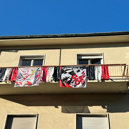 Appartamento nel cuore di Viareggio Esterno foto